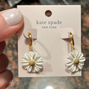 SOLD Kate Spade Gold Daisy Earrings
